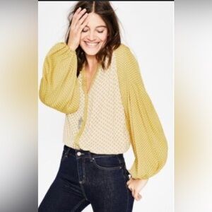 Yellow Balloon-Sleeve V-Neck Blouse